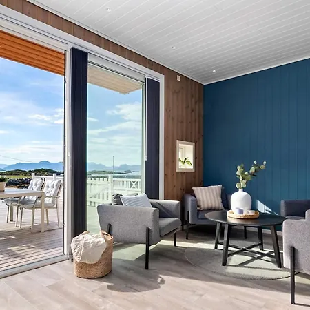 Feriehus 8 Person In Sandoy *