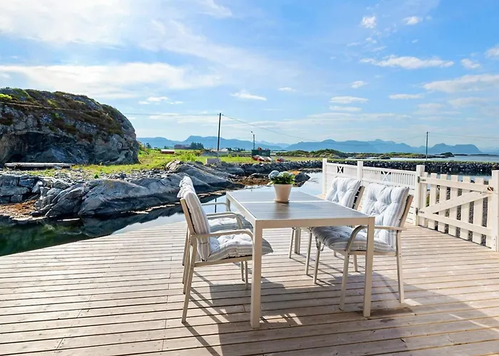 Дом отдыха 8 Person In Sandoy