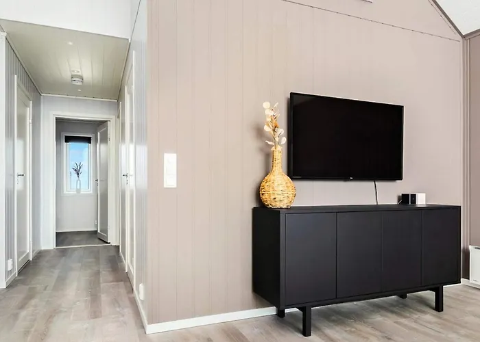 Prázdninový dům 8 Person In Sandoy